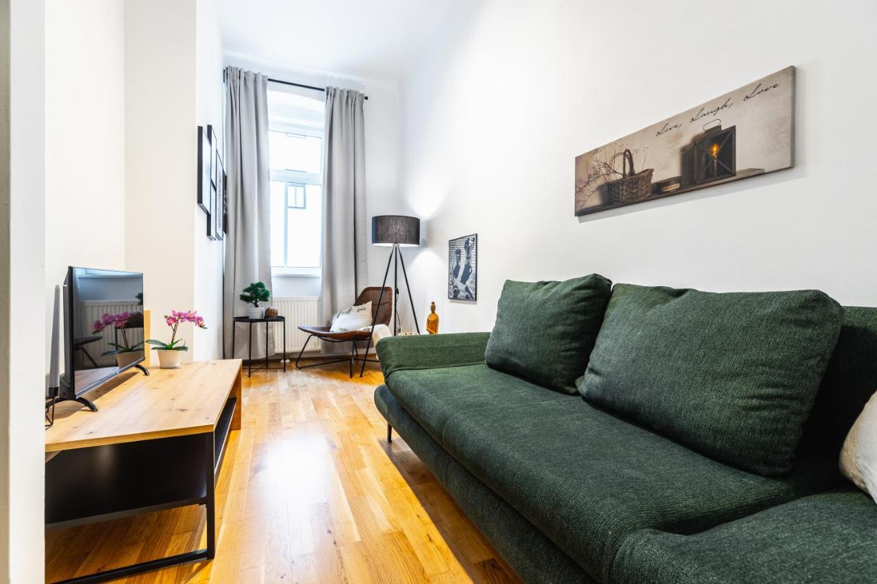 Stylish Designed Apartment In A Calm District ウィーン エクステリア 写真