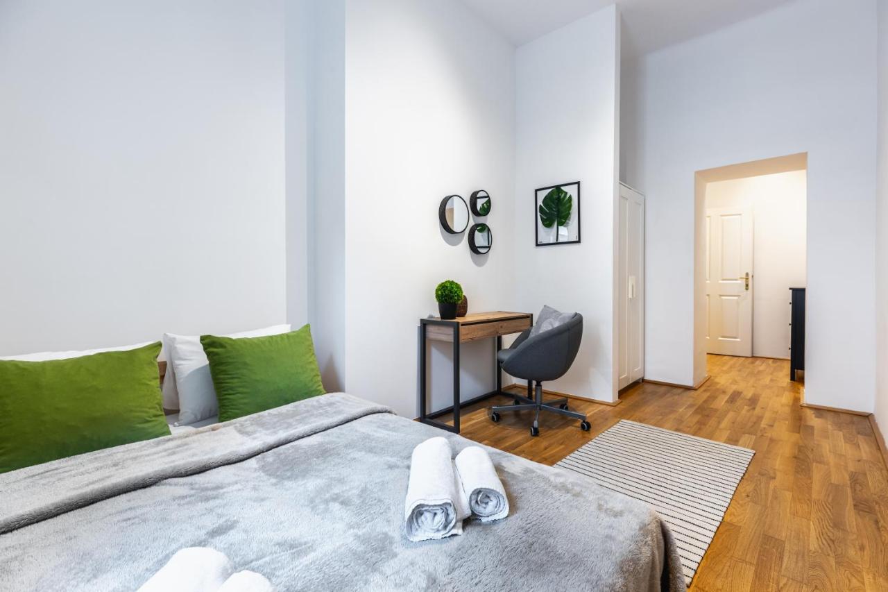 Stylish Designed Apartment In A Calm District ウィーン エクステリア 写真