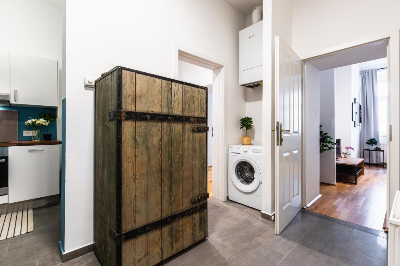 Stylish Designed Apartment In A Calm District ウィーン エクステリア 写真